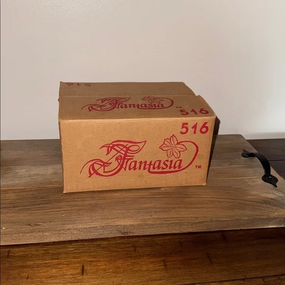 NIB Princess House Fantasia Crystal Floral Glass Mugs Set of 4 - Picture 8 of 8